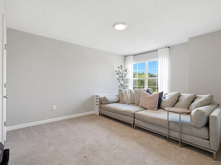 7333 Jergenson Way — Photo 36