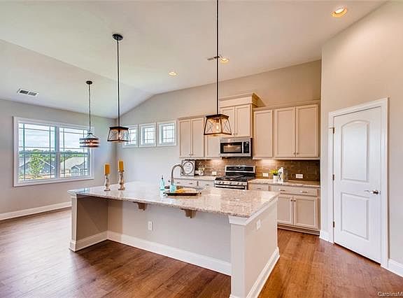 3rd image of 1132 Mayapple Way #179