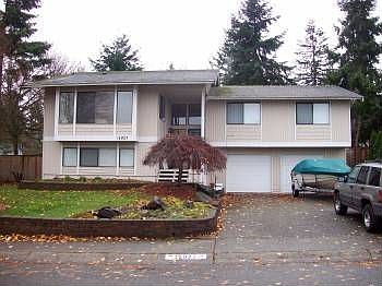 1st image of 15927 NE 107th Way