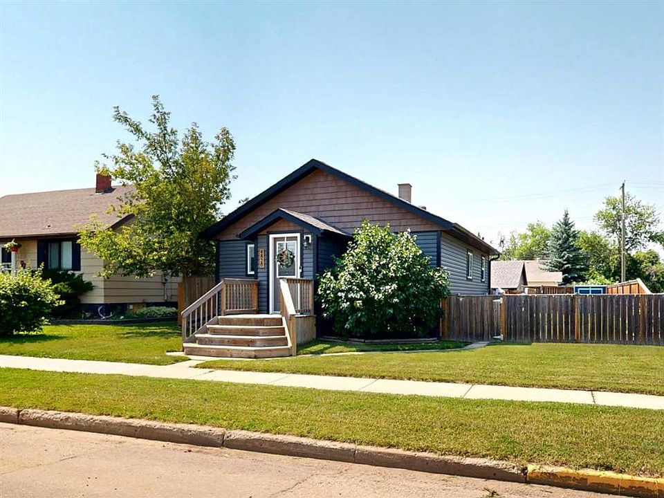 1st image of 4820 E 46th St