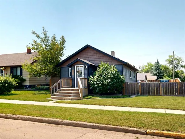4820 E 46th St, Stettler, AB T0C 2L2