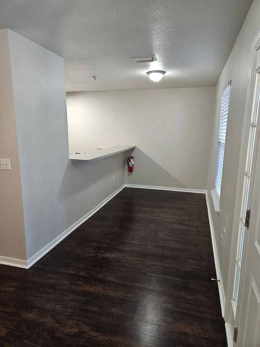 Building Photo - 107 Masters Dr