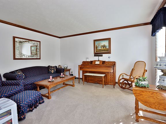 4th image of 1541 Greyfield Trce