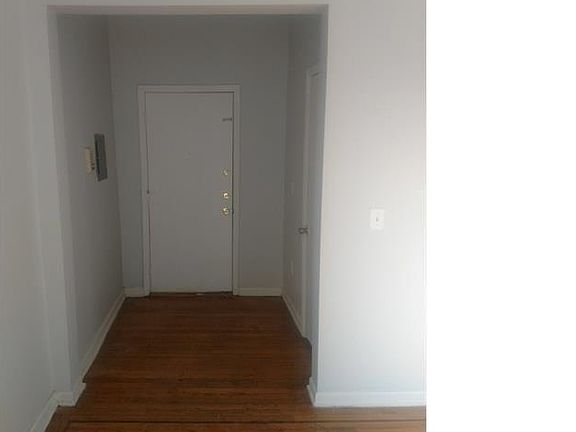 5th image of 433 Lincoln Ave #D04