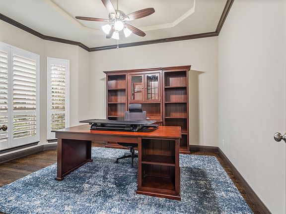 5th image of 2019 Churchill Downs Ln