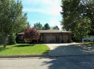 6185 Amanda Dr, Saginaw, MI 48638