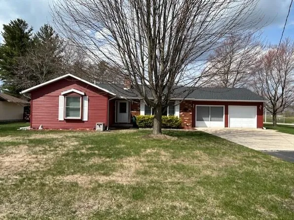 515 Huron St, East Tawas, MI 48730