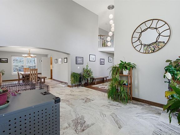 4th image of 8966 Green Meadows Court