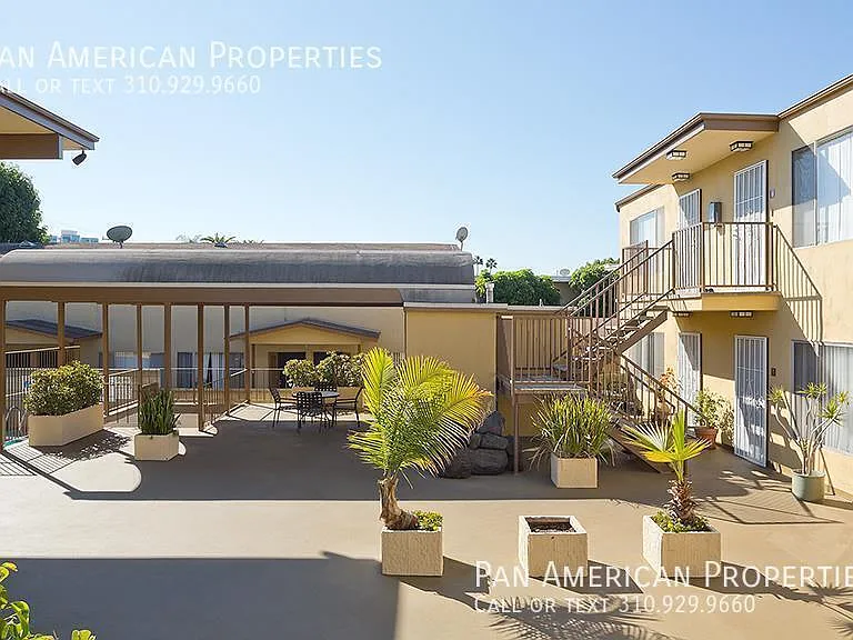 271 Molino Ave #16 — Photo 5