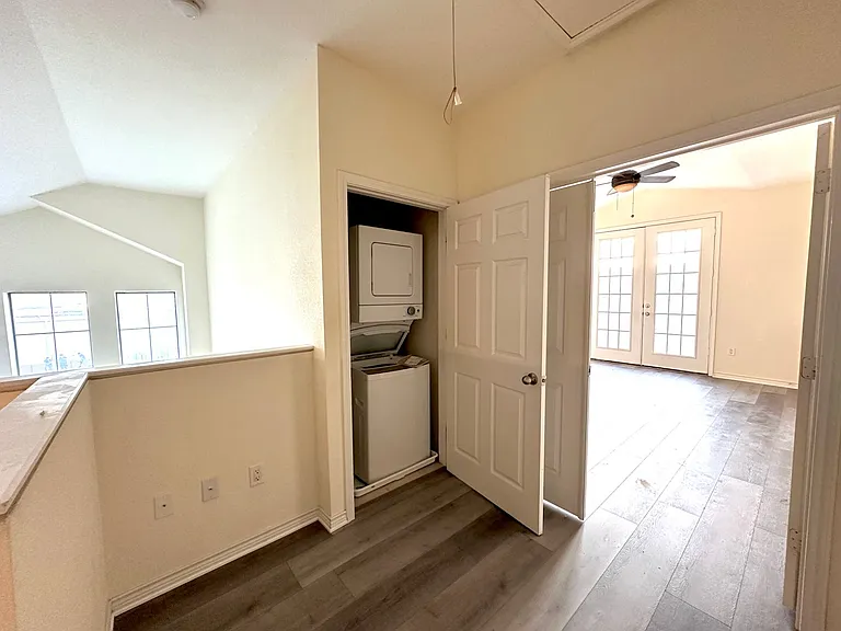 2002 Azure Pointe — Photo 23