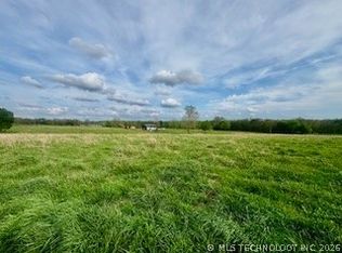 15304 W Jones Rd, Tahlequah, OK 74464