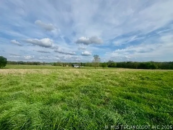 15304 W Jones Rd, Tahlequah, OK 74464