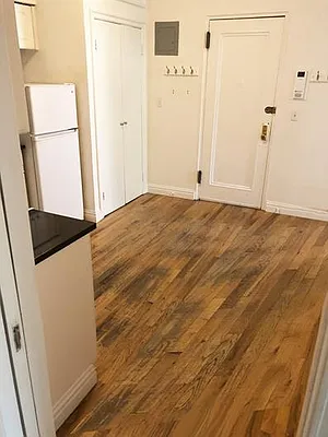 Rented by Buchbinder & Warren | media 15