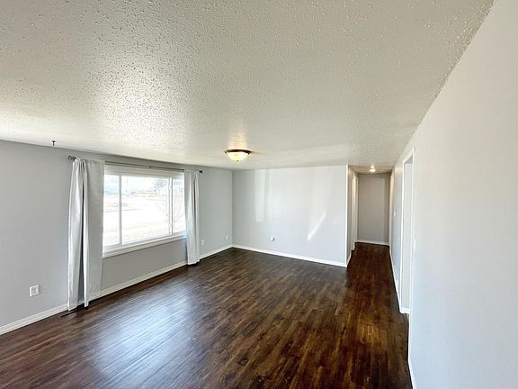 2nd image of 3609 S Glendale Ave