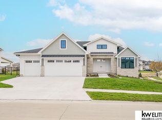 21173 C St, Elkhorn, NE 68022