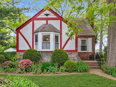 111 E Euclid Street, Valley Stream, NY, 11580