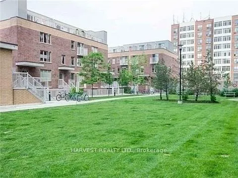 11 Ruttan St #125 — Photo 16