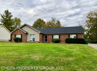Catalpa Ln, Shelbyville, KY 40065