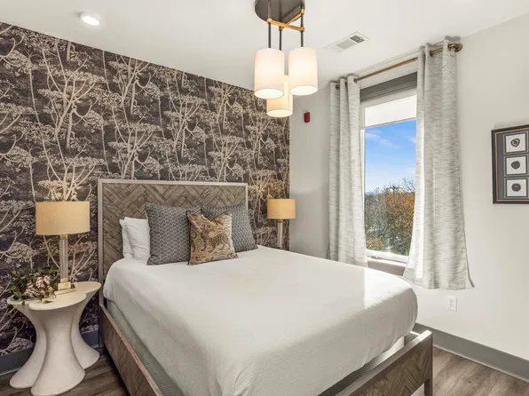 65 Lindsley Ave APT 502, Nashville, TN 37210