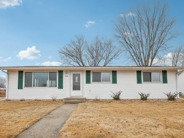 1012 East St, Black Earth, WI 53515