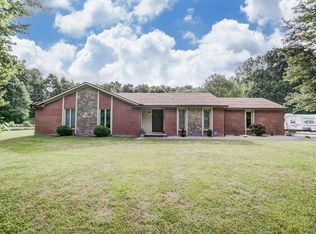 2956 N Dunham Rd, Amelia, OH 45102