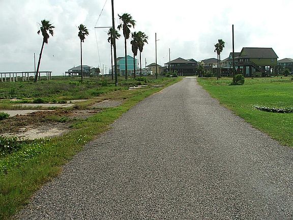 5th image of 1966 Avenue I