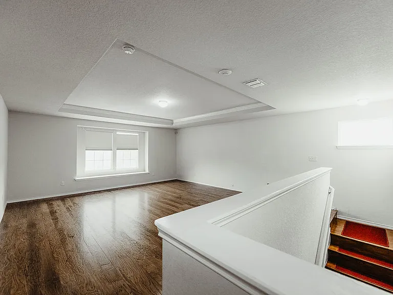 24370 Invitation Oak — Photo 36
