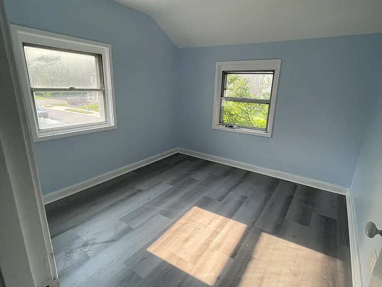 500 Winston Ave — Photo 10