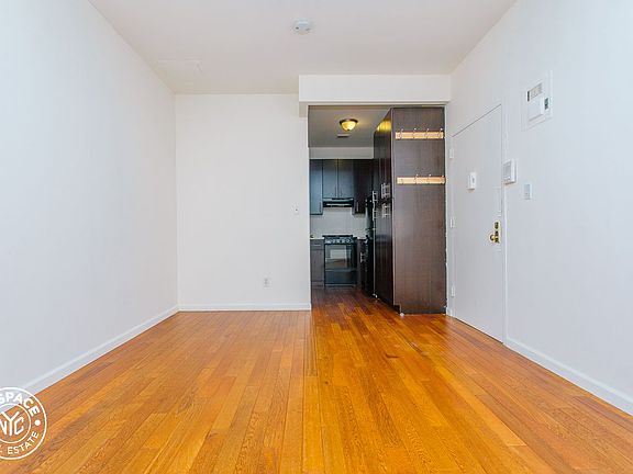2nd image of 1345 Dekalb Ave APT 1R