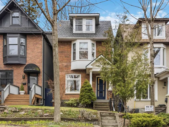 154 Riverdale Ave, Toronto, ON M4K 1C3