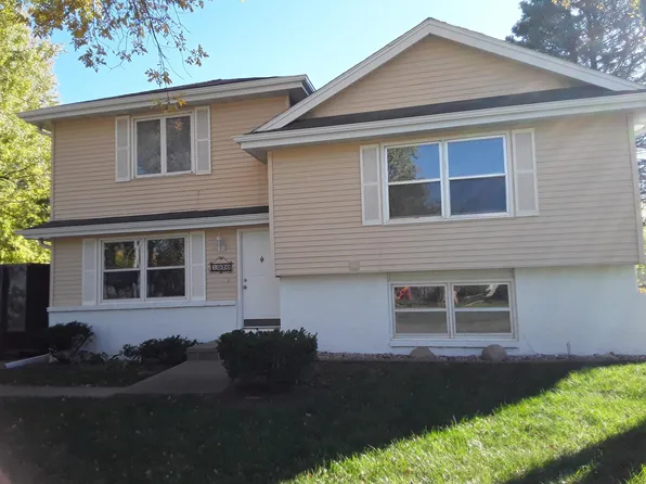 1020 1st St NW, Altoona, IA 50009