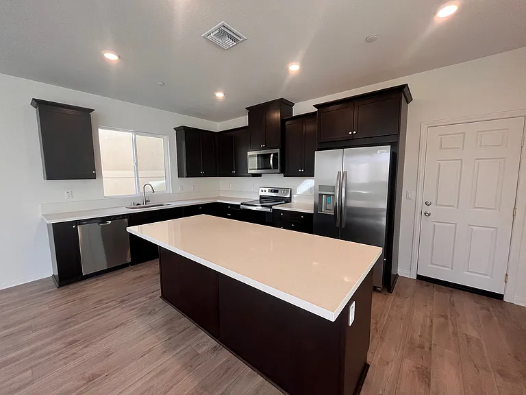 30551 Vera Cruz Cir — Photo 4