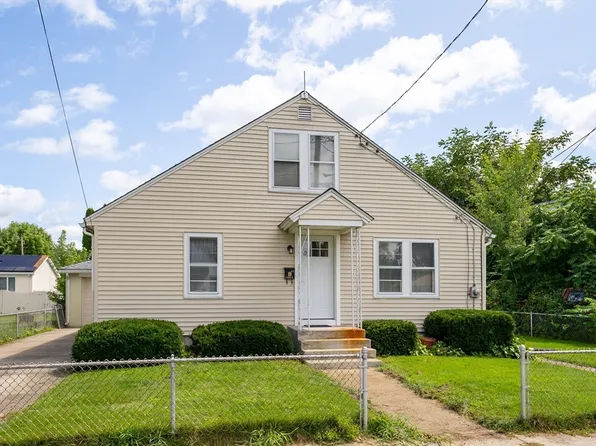 48 Ray St, Ludlow, MA 01056