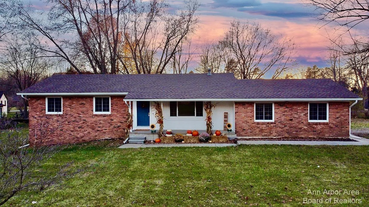 8750 Coyle Dr photo 1