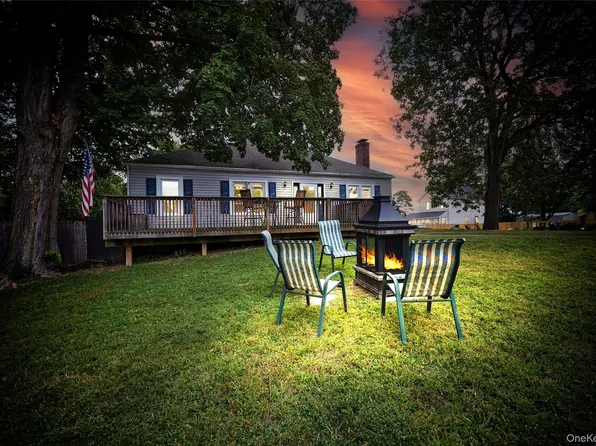 13 Parkview Terrace, Poughkeepsie, NY 12603