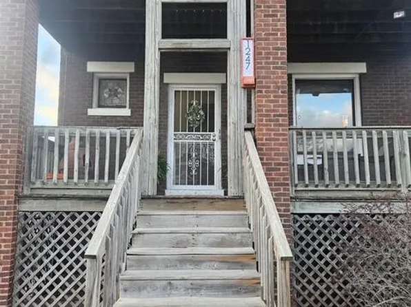1247 Lakeview Ave, Whiting, IN 46394