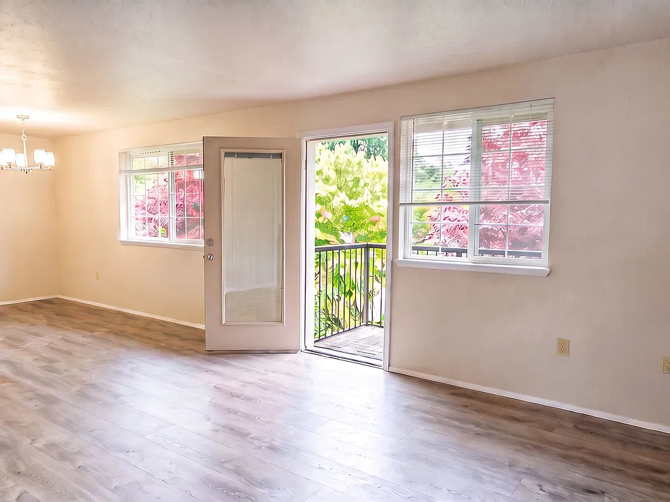 Borst Park Apartments