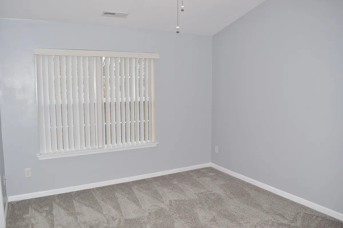 Building Photo - 138 Limerick Rd #1