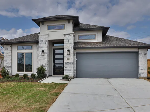 22206 Larkspir Gate Dr, Hockley, TX 77447