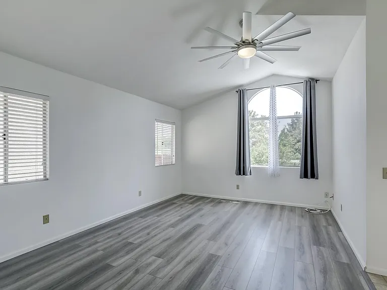 34921 Shadow Wood Dr — Photo 27