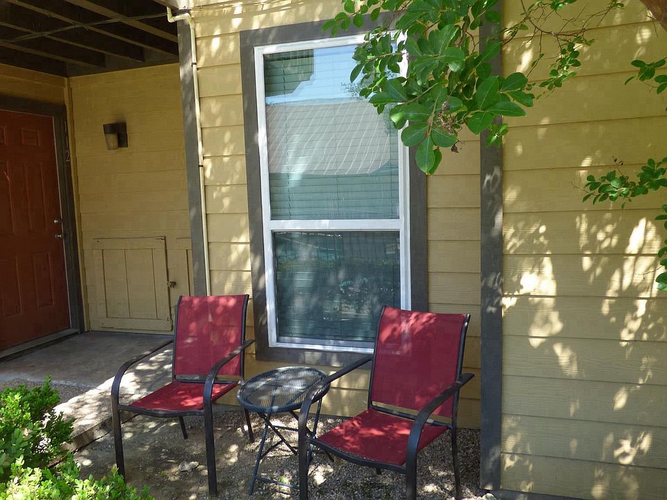 Nice shaded area by unit's door