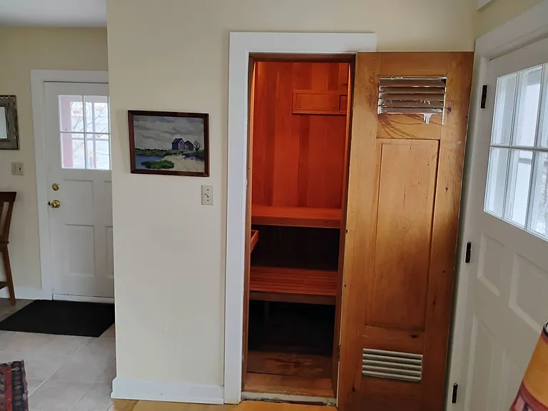 873 Bragg Hill — Photo 2