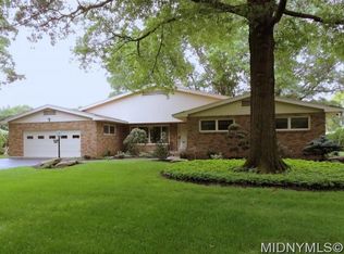 1011 Parkway E, Utica, NY 13501