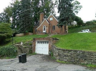1358 College Park, Fairmont, WV