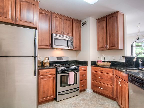 2nd image of 12900 Fair Briar Ln