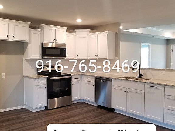 2nd image of 2021 Wisteria Ln