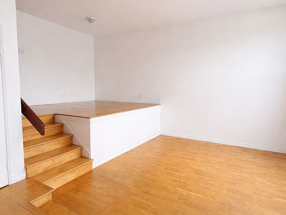 3rd image of 4070 Porte De Palmas