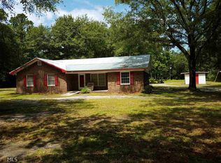 989 Lee Rd, Pembroke, GA 31321