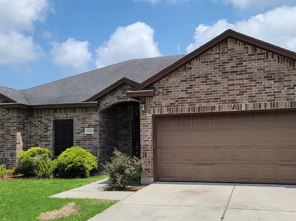11226 Brendel Ln, Corpus Christi, TX 78410