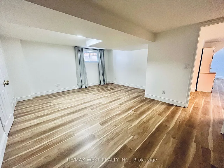63 Taylorwood Rd #BASEMENT — Photo 9